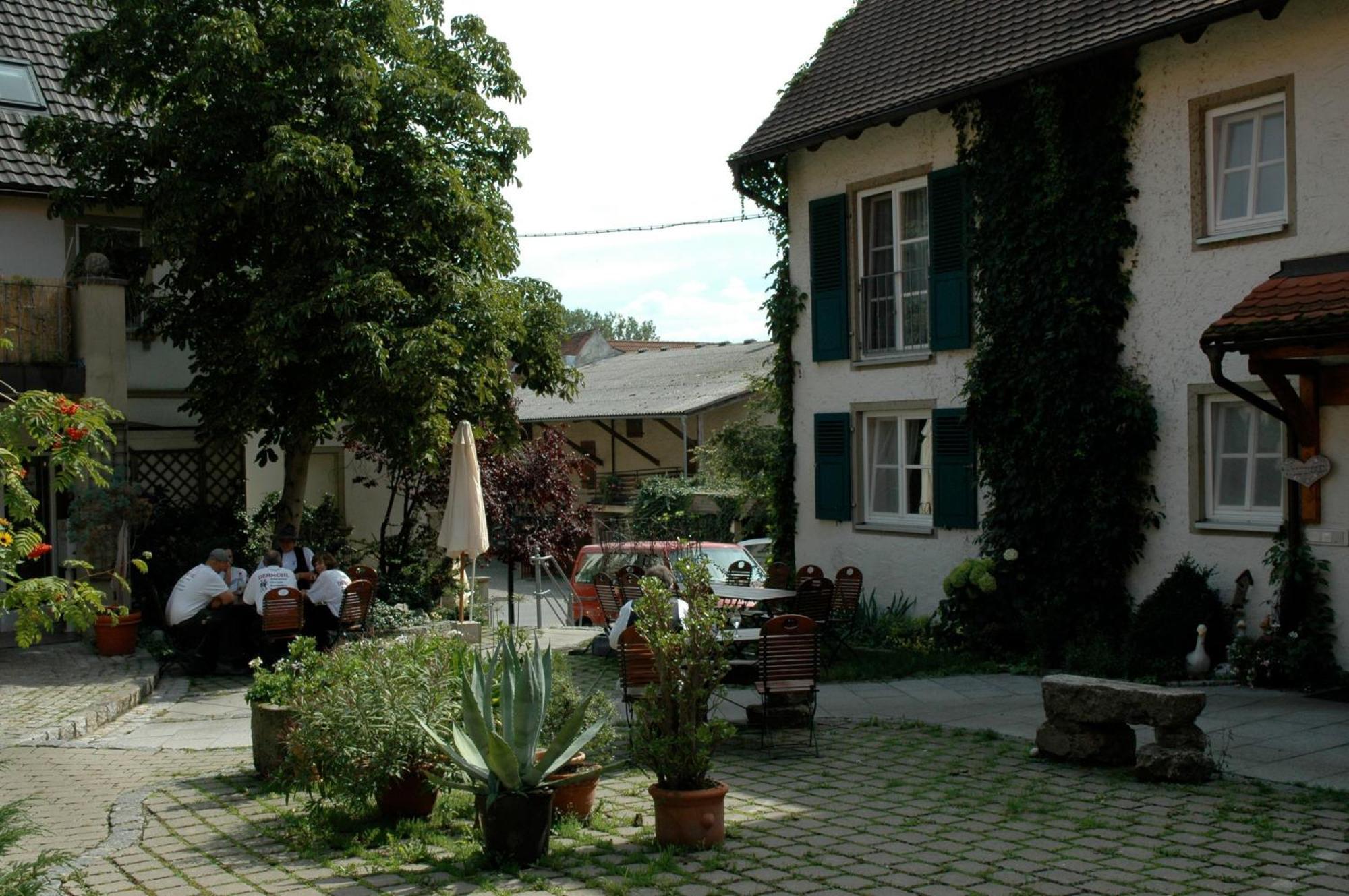Landgasthof Zum Schwarzen Adler Markt Nordheim Екстер'єр фото